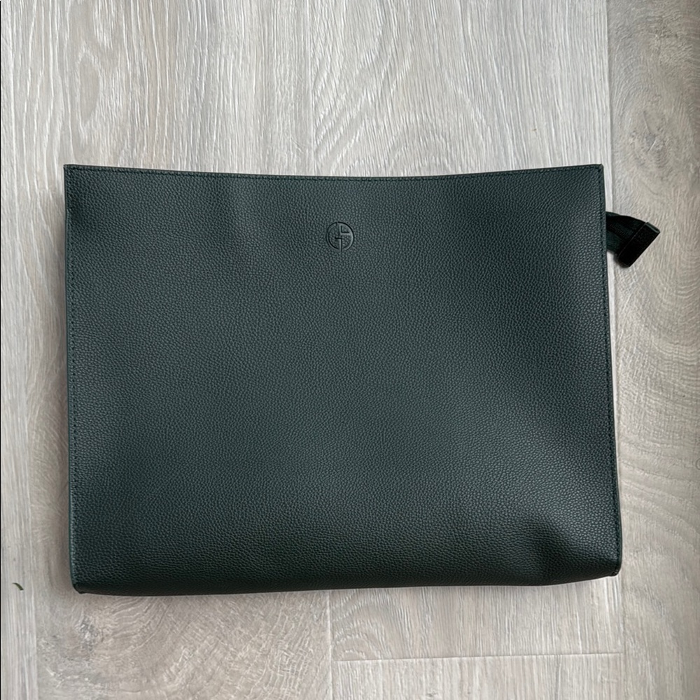 Giorgio Armani x Etihad Airways Amenity clutch Leather Bag